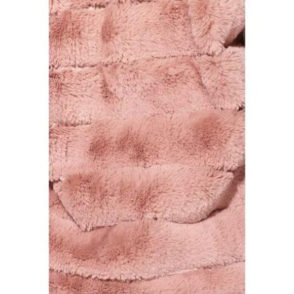 Pink Faux Fur Long Sleeve Collarless Paneled Jacket - Picture 14 of 15